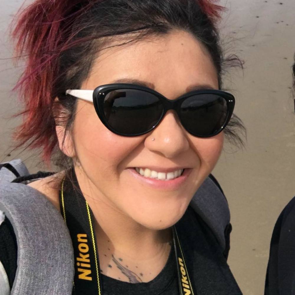 Meet your Posher, Yesenia